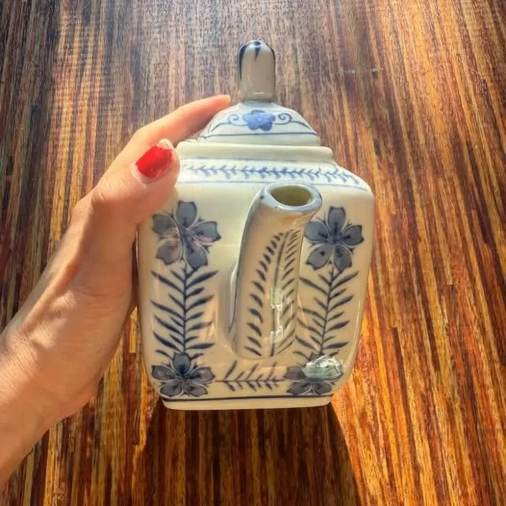 Vintage Blue and White Chinese Ceramic Fish Teapot - De Chang Tao Ci